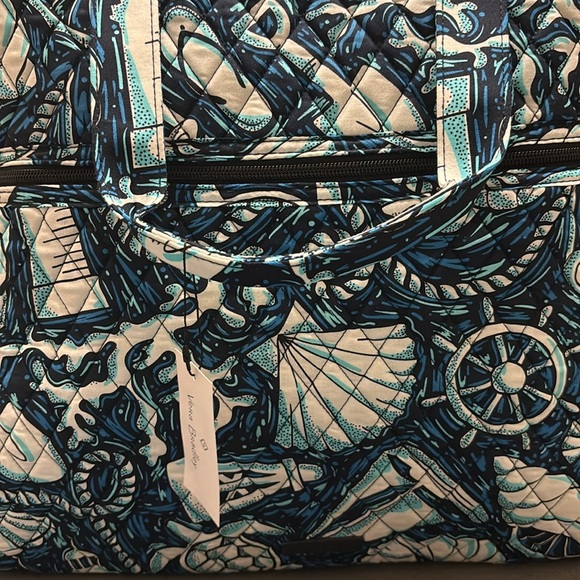 Vera Bradley Grand traveler, Beach Towell and lanyard 
Shore enough pattern NWT - Picture 3 of 8